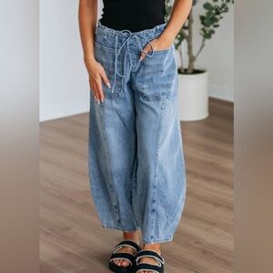 🔥 Barrel Jeans 🔥